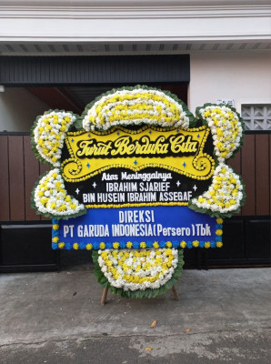 Papan Bunga Duka di Pulau Terung